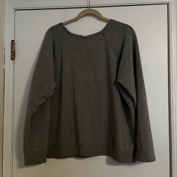 Torrid Size 2 Skull Grey Long Sleeve Sweater - Picture 2 of 7